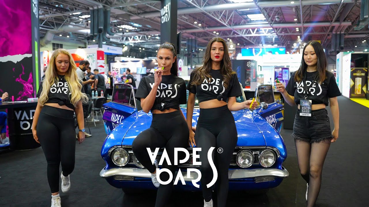 Ausstellungsmodelle mit Vapes Bars Ghost 600 auf einer Expo